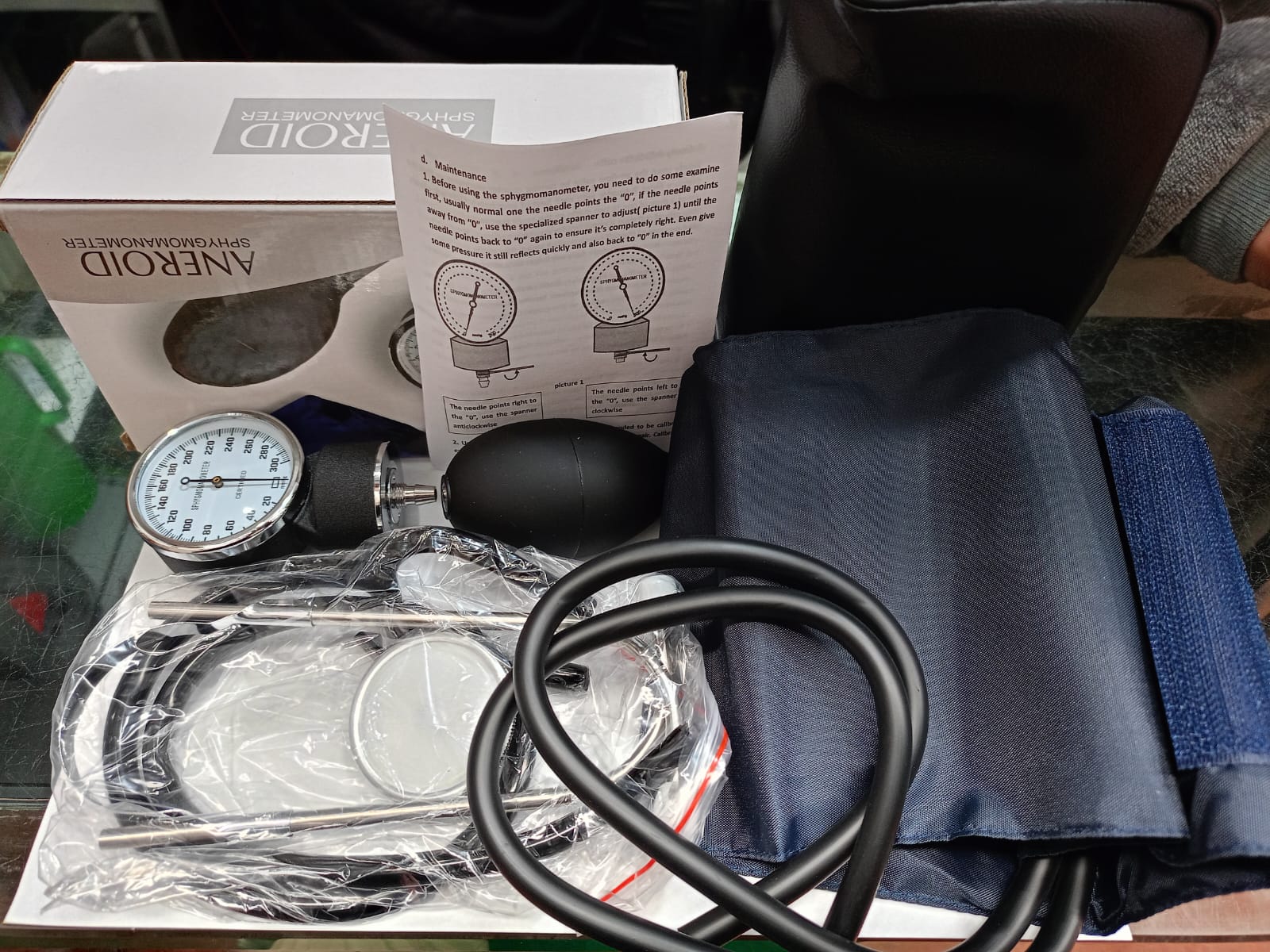 Tensiometro manual con bomba